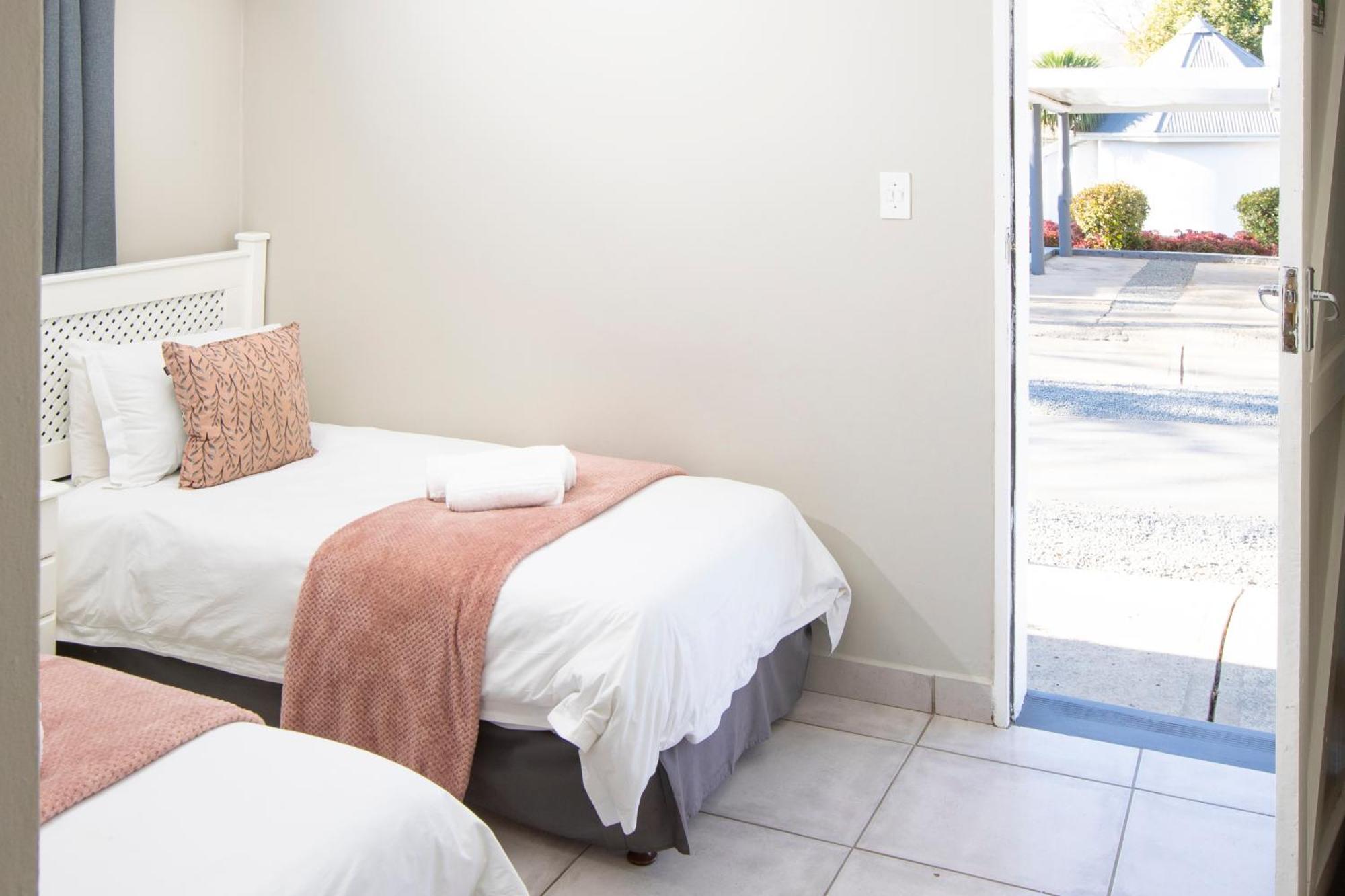 Mount Currie Inn Kokstad  Buitenkant foto