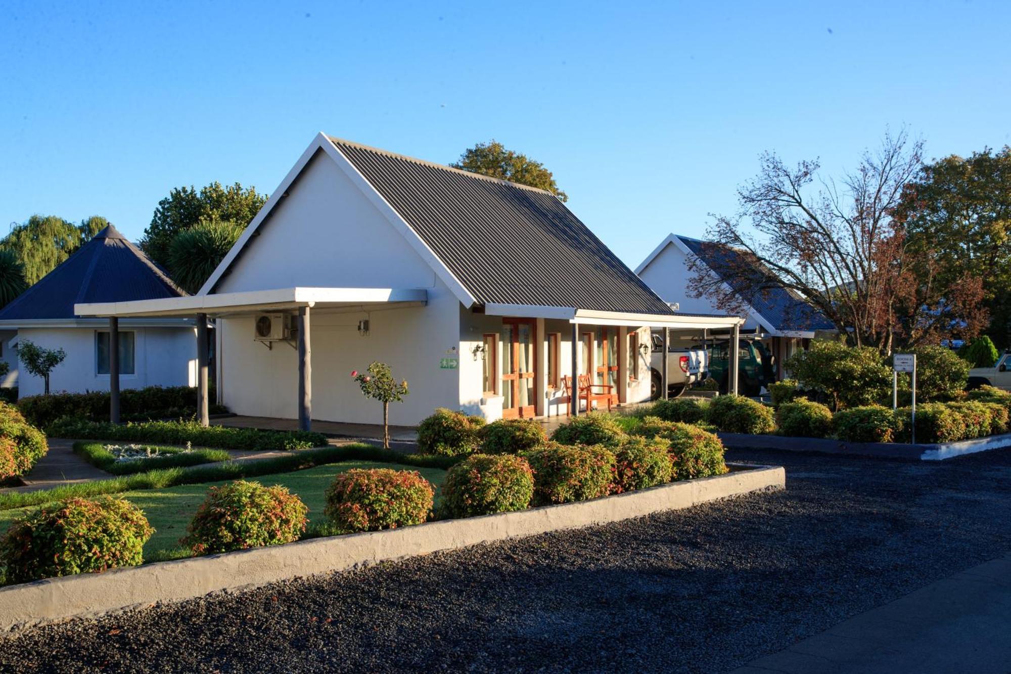 Mount Currie Inn Kokstad  Buitenkant foto
